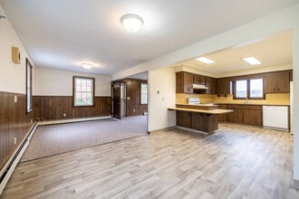 23 Waldo Rd in Norwich, CT - Building Photo - Building Photo