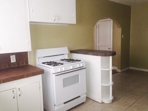 615 Monroe St in Kilgore, TX - Building Photo - Building Photo