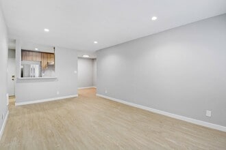 1525 Amherst in Los Angeles, CA - Building Photo - Building Photo