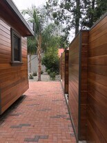 1311 N Hobart Blvd, Unit 1311