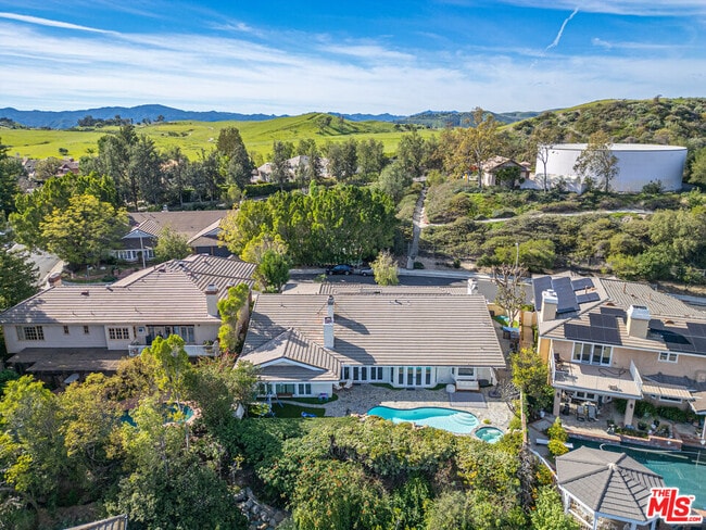 property at 6024 Paseo La Vista