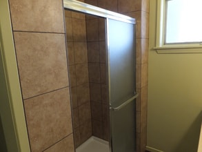 6890 N Paramount Blvd in Long Beach, CA - Building Photo - Building Photo