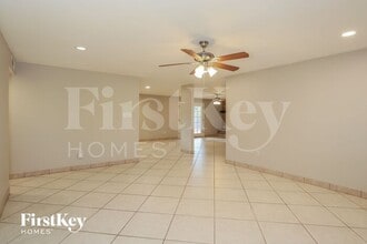 1401 W Surrey Ave in Phoenix, AZ - Building Photo - Building Photo