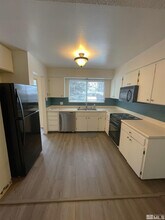 162 Smithridge Park in Reno, NV - Building Photo - Building Photo