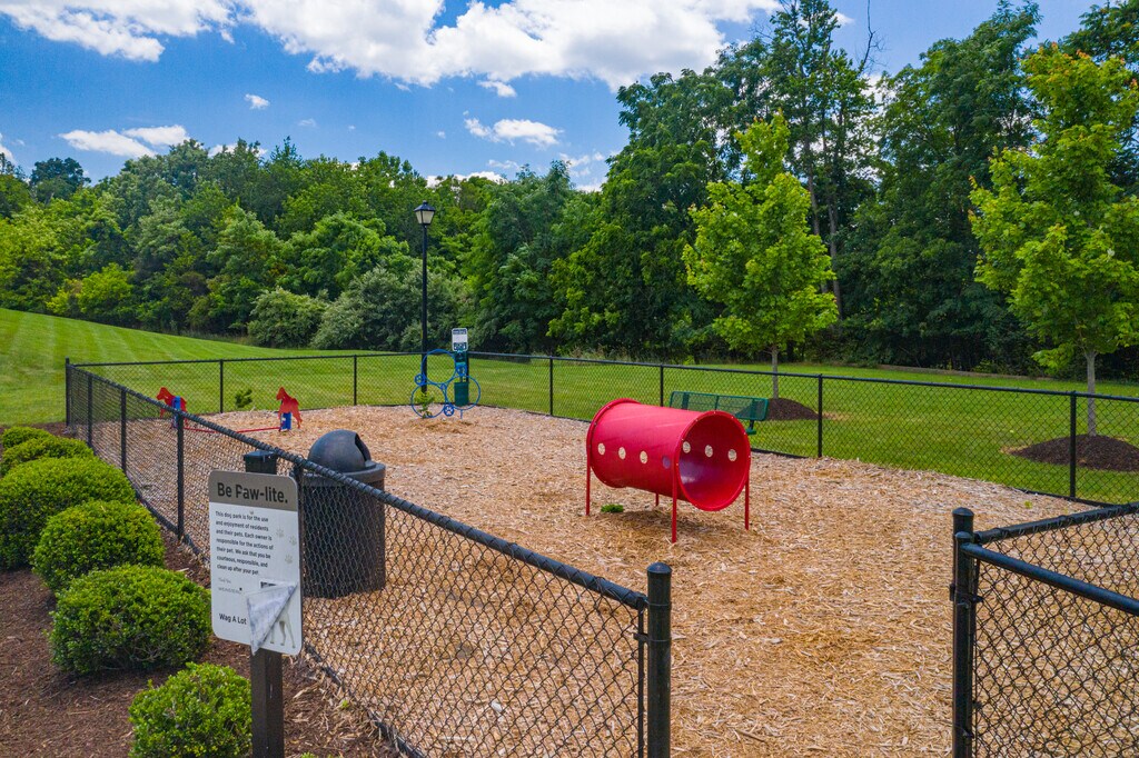 Squire Hill Apartments in Harrisonburg, VA