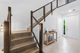 5410 Hood Rd in Palm Beach Gardens, FL - Building Photo - Building Photo