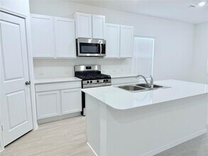 1220 Acorn Oak Dr in Georgetown, TX - Building Photo - Building Photo