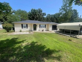 16887 P Rd in Gravois Mills, MO - Building Photo