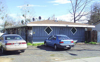 2720 Forrest St in Sacramento, CA - Building Photo - Building Photo