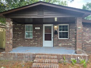 111 West St in Savannah, GA - Building Photo - Building Photo