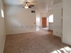 7384 E Cll Nostalgico in Tucson, AZ - Building Photo - Building Photo