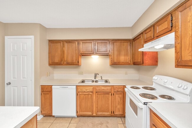 property at 15616 Weldon Dr