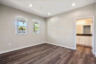 Arrive at the Retreat in Thousand Oaks, CA - Building Photo - Building Photo