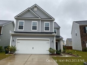 219 Lazy River Ln in Moncks Corner, SC - Building Photo - Building Photo