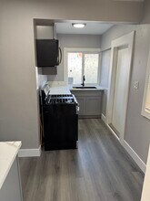 3867 5th St, Unit a in Riverside, CA - Foto de edificio - Building Photo