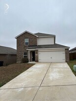 132 Stratton Ln in Jarrell, TX - Building Photo