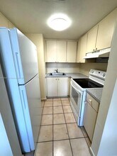 7283 W 24th Ave in Hialeah, FL - Building Photo - Building Photo