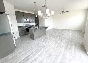 4084 W Harmony Dr in Lehi, UT - Building Photo - Building Photo