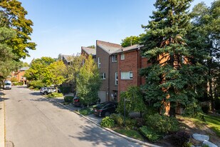 9 Sylvan Valleyway Apartments