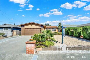 918 Grant St in Vallejo, CA - Building Photo