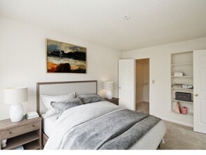 42 Magnolia + 5000 Forest in Columbia, SC - Foto de edificio - Building Photo