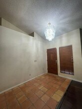 6049 W Grandview Rd in Glendale, AZ - Building Photo - Building Photo