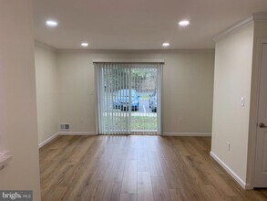 44 Coral Tree Ct in Trenton, NJ - Building Photo - Building Photo