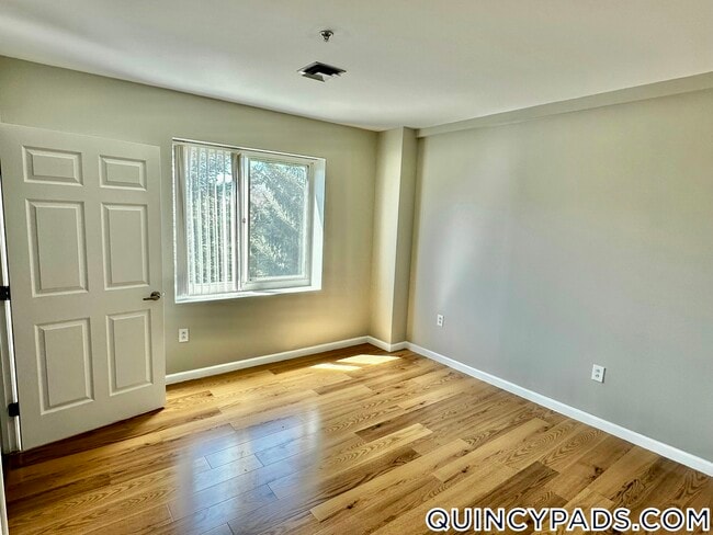 1 Cityview Ln, Unit 213