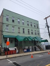 1304 Manhattan Ave, Unit 3R in Union City, NJ - Building Photo - Building Photo