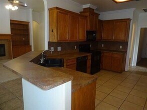 2434 Wind Hollow Dr in Corpus Christi, TX - Building Photo - Building Photo