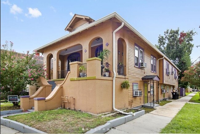 3830 General Taylor St in New Orleans, LA - Building Photo - Building Photo