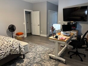 727 Holt Rd, Unit 2 - Main Floor Suite in Lebanon, TN - Building Photo - Building Photo