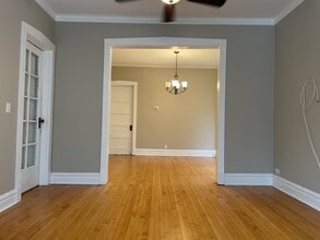 6209 N Newark Ave in Chicago, IL - Building Photo - Building Photo