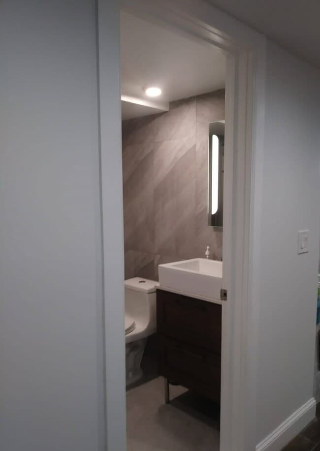 2539 Hubbard St, Unit 2A in Brooklyn, NY - Building Photo - Building Photo