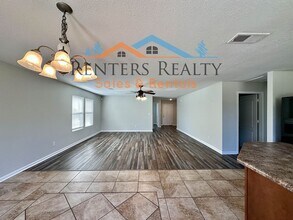 341 Jasmine Dr in Madison, AL - Building Photo - Building Photo