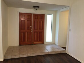 1413 Glouchester Dr in Garland, TX - Building Photo - Building Photo