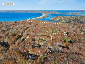 11 N Valley Rd in Sag Harbor, NY - Building Photo - Building Photo