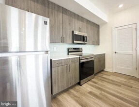 1600 Germantown Ave in Philadelphia, PA - Foto de edificio - Building Photo