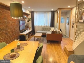 1221 S Warnock St in Philadelphia, PA - Building Photo - Building Photo
