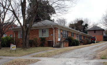 609 Courtland St in Greensboro, NC - Building Photo - Building Photo