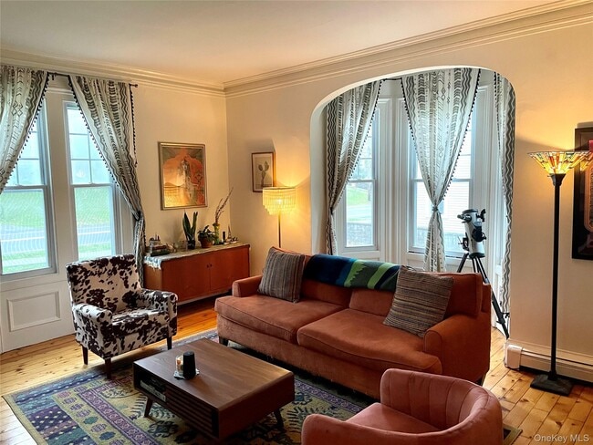 90 Innis Ave in Poughkeepsie, NY - Building Photo - Building Photo