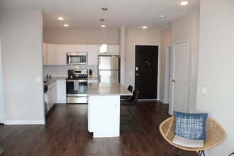 4415 Lincoln Way in Ames, IA - Building Photo - Building Photo