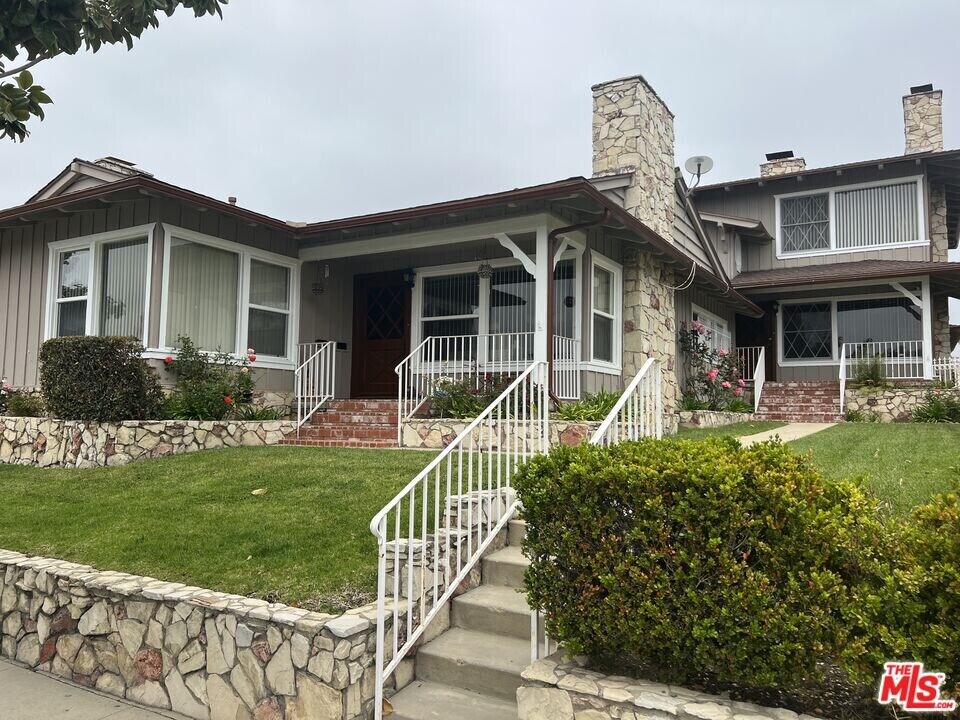 5321 W Slauson Ave in Los Angeles, CA - Building Photo