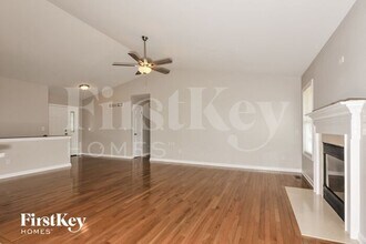 1405 Sportsmans Ct in O'Fallon, MO - Building Photo - Building Photo