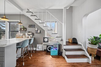 60-17 172nd St in Queens, NY - Building Photo - Building Photo