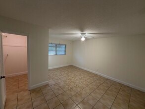 82 Lariat Cir in Boca Raton, FL - Building Photo - Building Photo