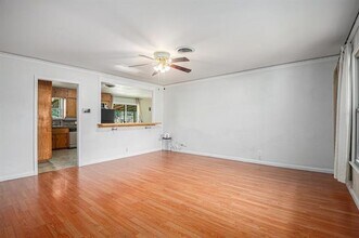 5924 Walraven Cir in Fort Worth, TX - Building Photo - Building Photo