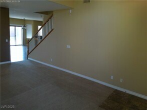 7330 Perkins Hill St in Las Vegas, NV - Building Photo - Building Photo