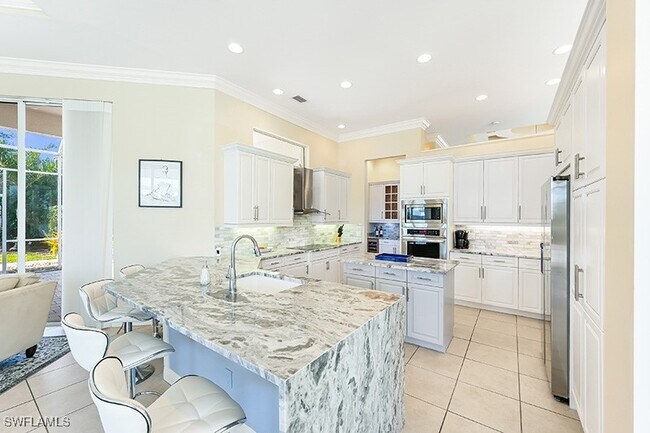 property at 11234 5 Oaks Ln