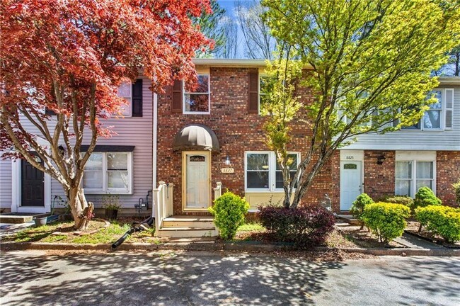 property at 8827 Applegate Ln